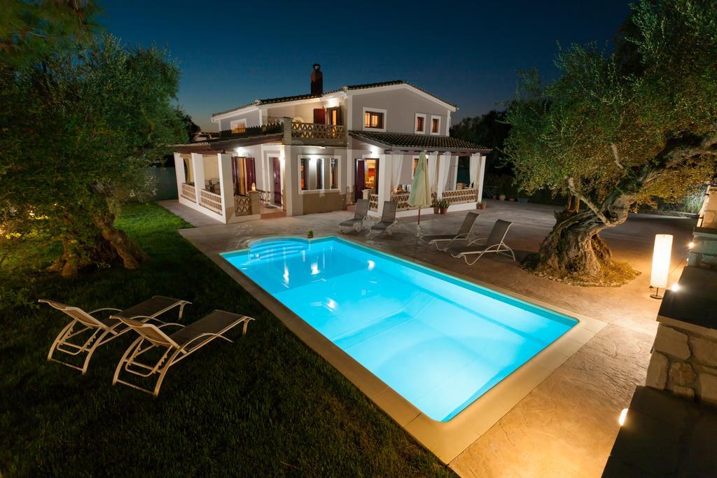 Evalexia Villa - Luxury Villa With Private Pool Near Laganas Perfect For Groups By Villa Mana Gers Kalamaki  Luaran gambar