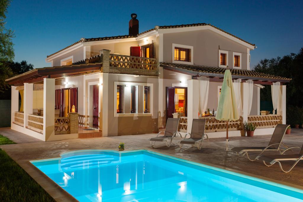Evalexia Villa - Luxury Villa With Private Pool Near Laganas Perfect For Groups By Villa Mana Gers Kalamaki  Luaran gambar